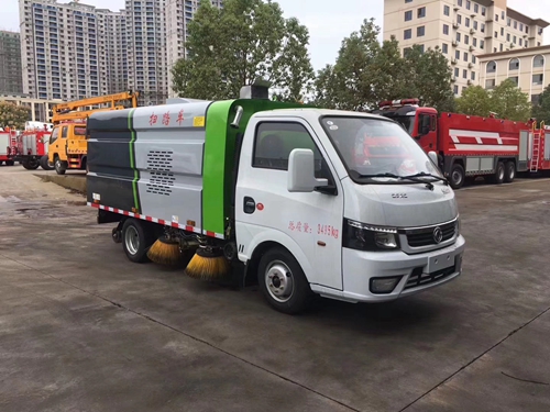 國六東風(fēng)逸途小型掃路車(藍(lán)牌)