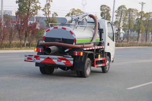 國六凱馬2方藍牌吸糞車